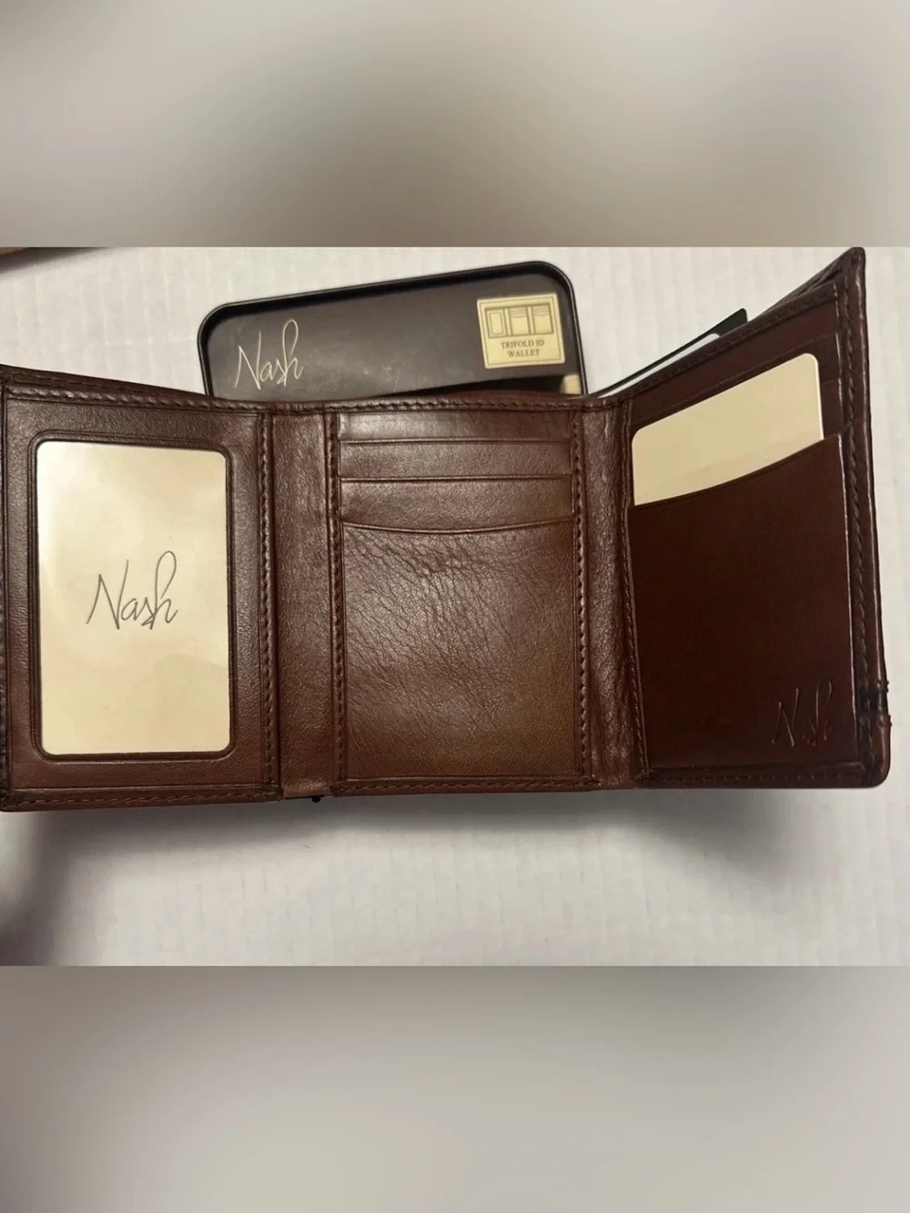 Pat Patricia Nash Men’s Padova Trifold ID Wallet Chestnut Brown Leather NWT